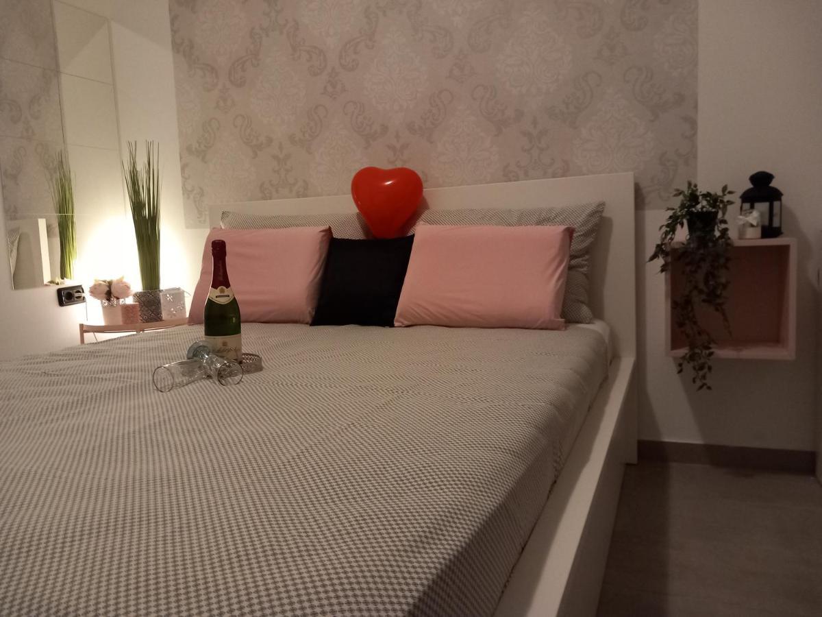 Room Ket Pula Exteriör bild