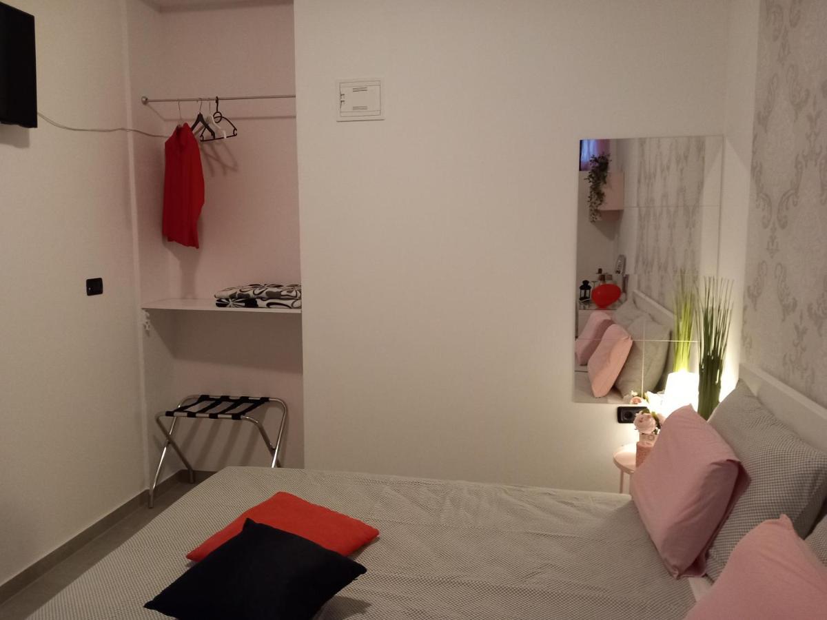 Room Ket Pula Exteriör bild